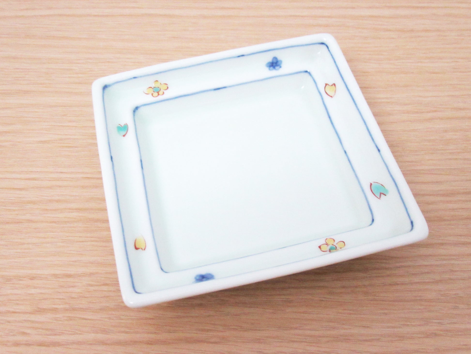 渕花絵　正角皿