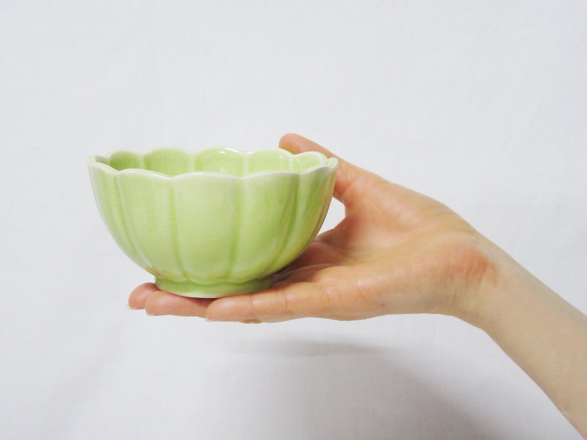 【30%OFF】ヒワ青磁　菊割小丼