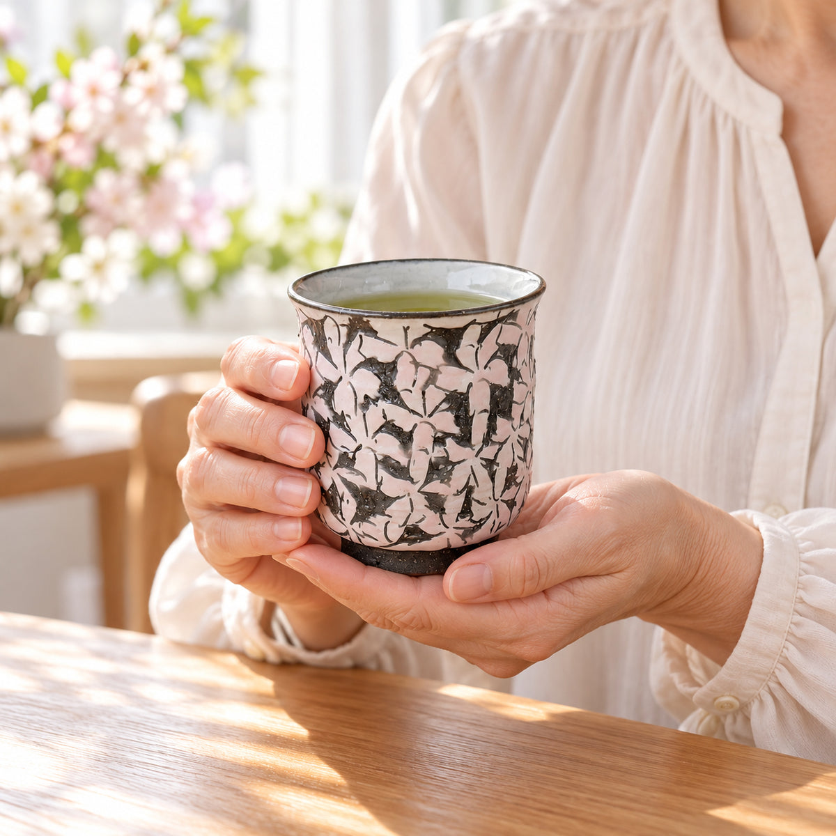 黒土桜　ご飯茶わん・ゆのみ